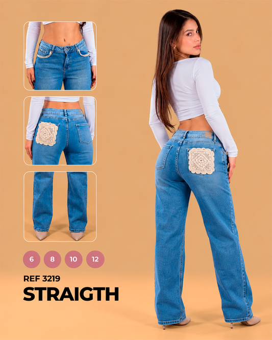 Straight Azul Medio con Bolsillo de Crochet y Detalle de Perlas Ref 3219